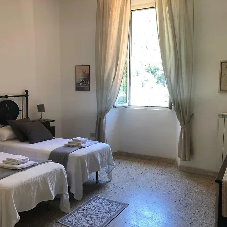 House Appartamento Terracina